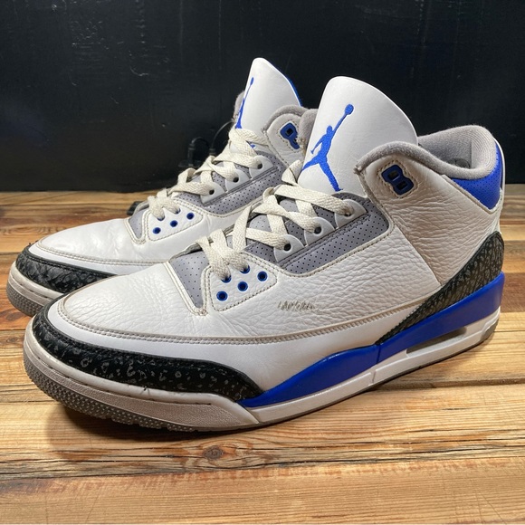 Jordan Mens Air Jordan 3 Retro size 13 - Picture 1 of 4